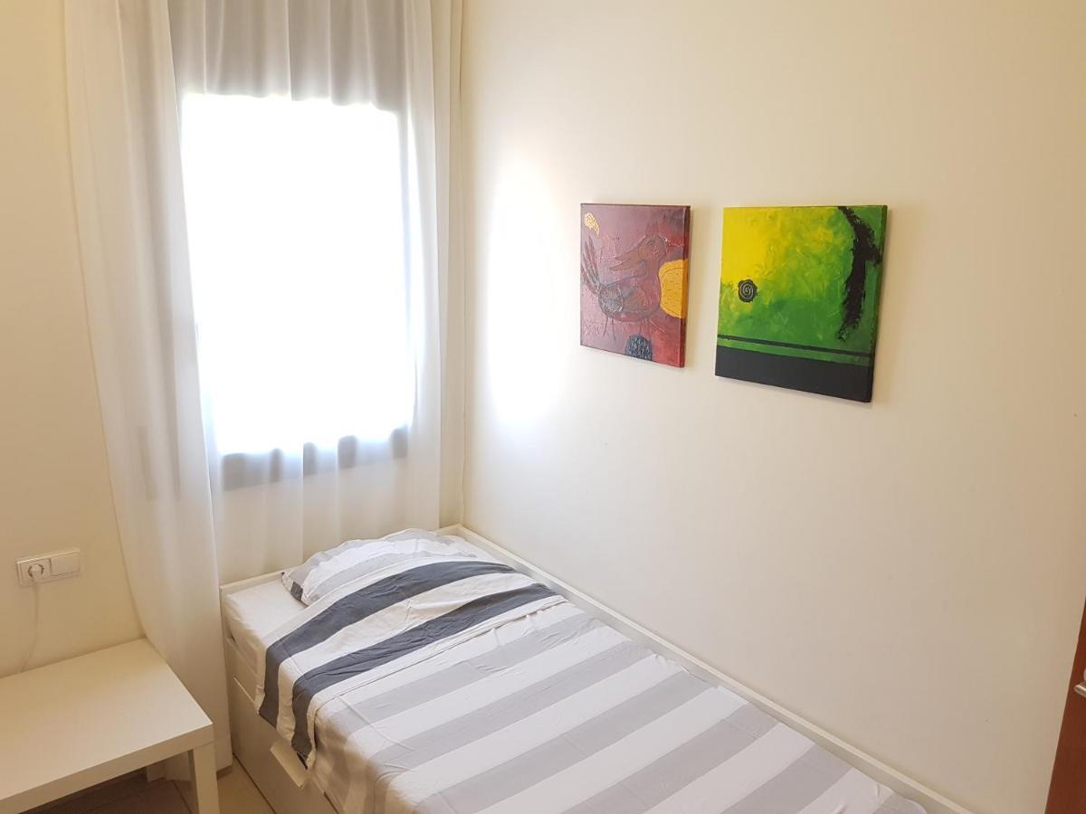 Beautiful Apartment 75M2 With View At The Beach, Pool, Parking โรเซส ภายนอก รูปภาพ