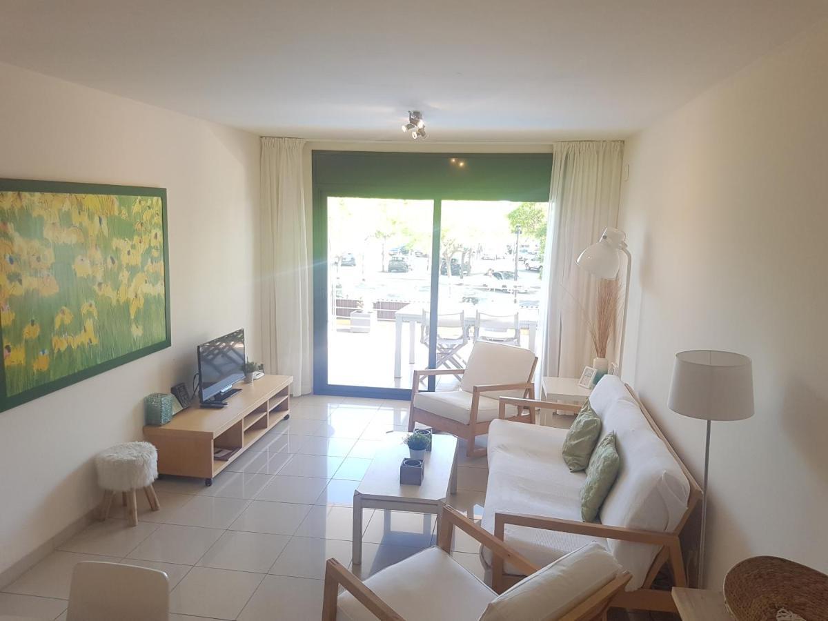 Beautiful Apartment 75M2 With View At The Beach, Pool, Parking โรเซส ภายนอก รูปภาพ